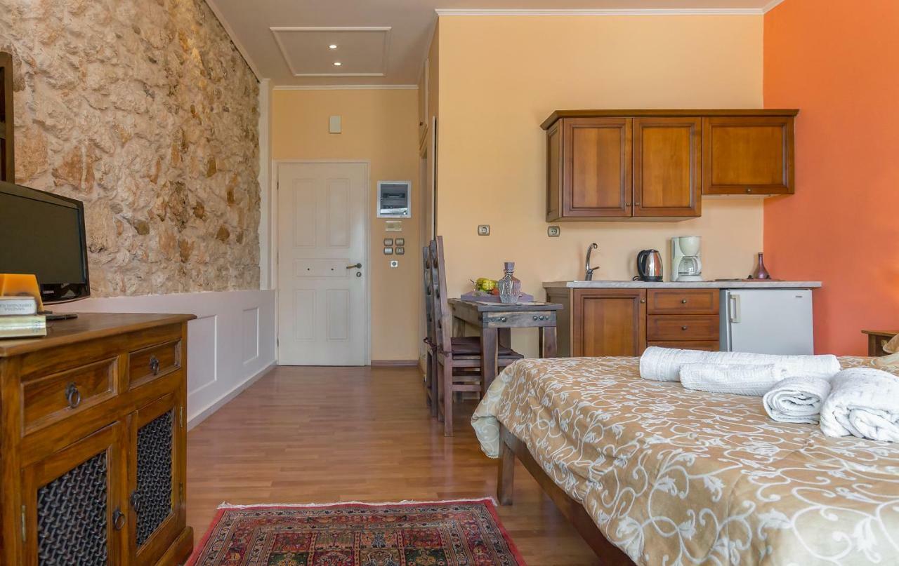 Elois Suites Rethymno  Bagian luar foto