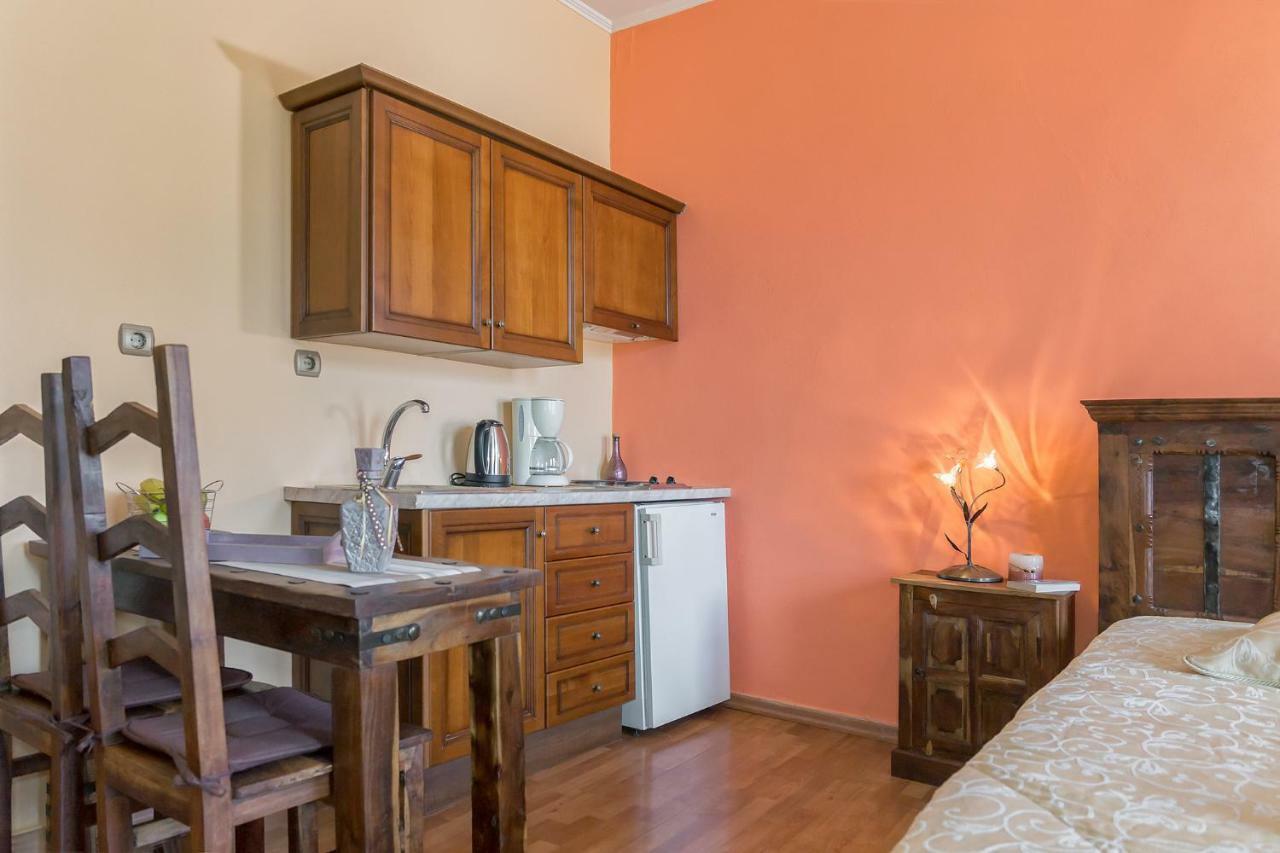 Elois Suites Rethymno  Bagian luar foto